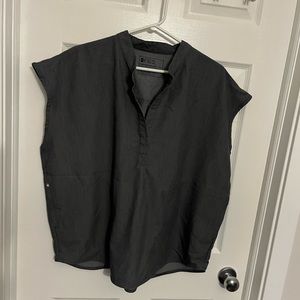 Figs rafaela oversized scrub top size XL in grey